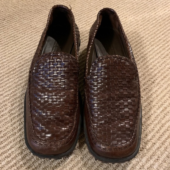Cole Haan Women’s slip on shoes - Picture 1 of 4